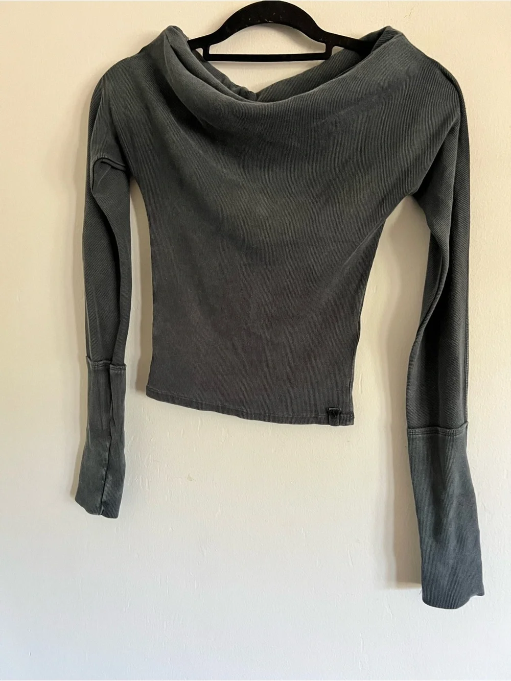 Free People We The Free GiGi Off Shoulder Ribbed Long Sleeve Top Washed Gray SzS